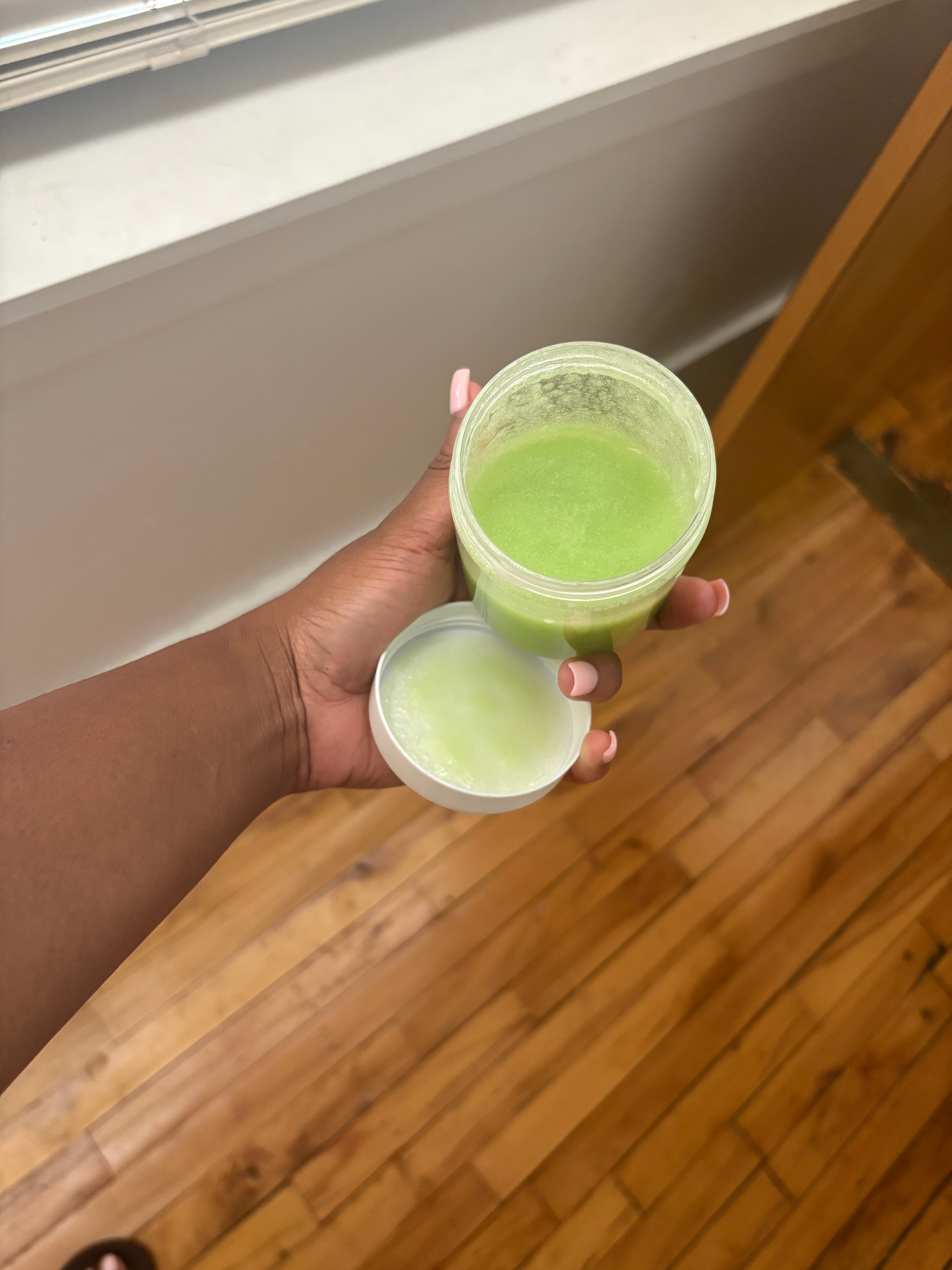 Avocado + Honey body scrub